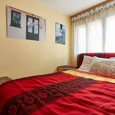 Хостел Sirma's House *