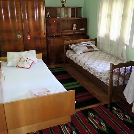 Хостел Sirma's House